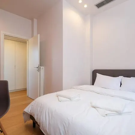 Διαμέρισμα Urban Luxury Homm Apt. In Deinokratous Str. Αθήνα