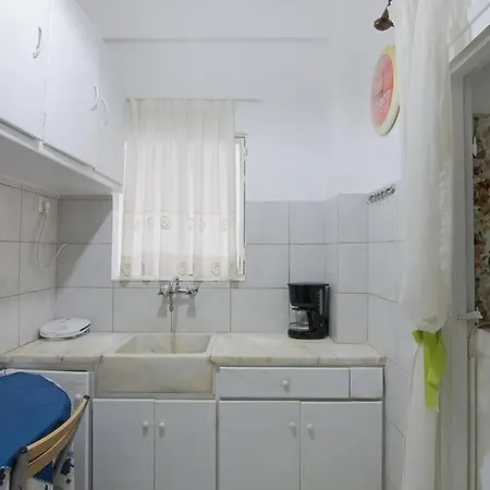 Urban Studio For 2 People In Koukaki Athens