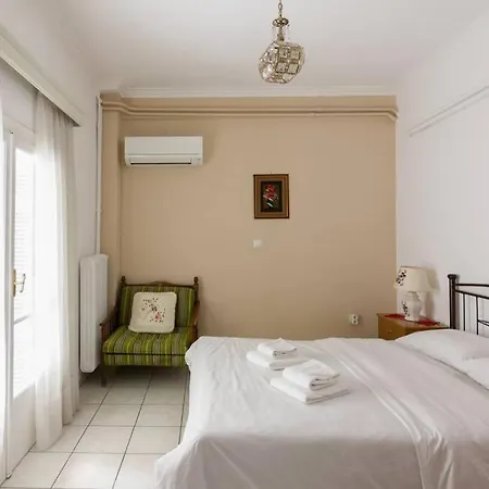 Urban Studio For 2 People In Koukaki *