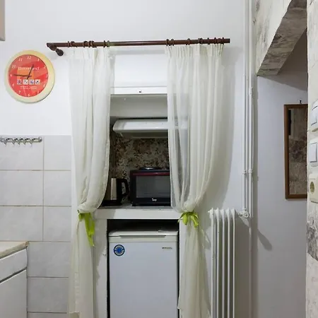 Apartment Urban Studio For 2 People In Koukaki Athens