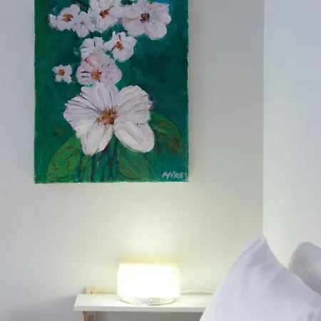 So - Stylish 2 Bedroom Flat