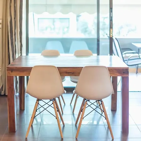 Glyfada Glass-walled Designed אתונה