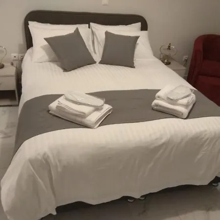 V17 Syntagma Apartment Athens