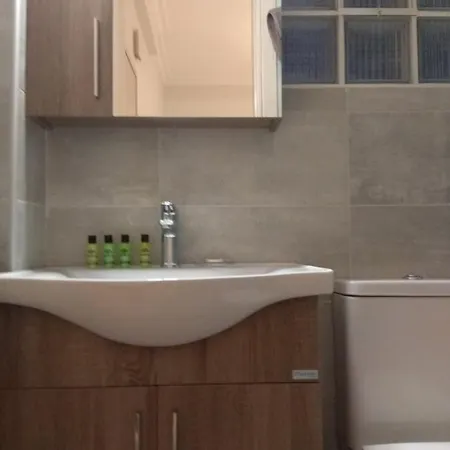 V17 Syntagma Apartment Athens