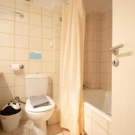 Homey Penthouse In Kypseli Atene