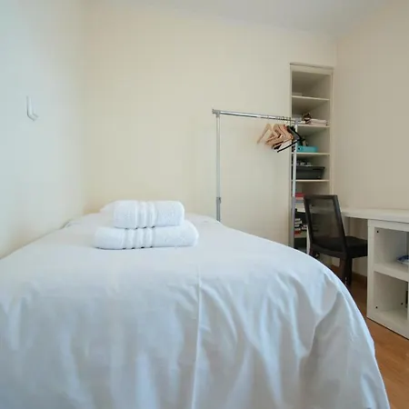 Homey Penthouse In Kypseli * Athens