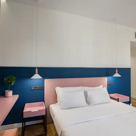 Ederlezi Zoubourlou Aparthotel 3*
