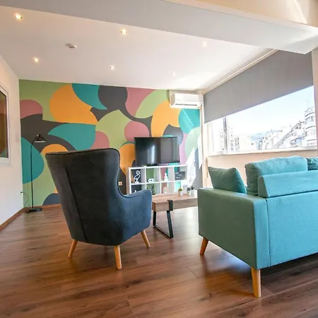 Abstract Flat With Urban View Atenas