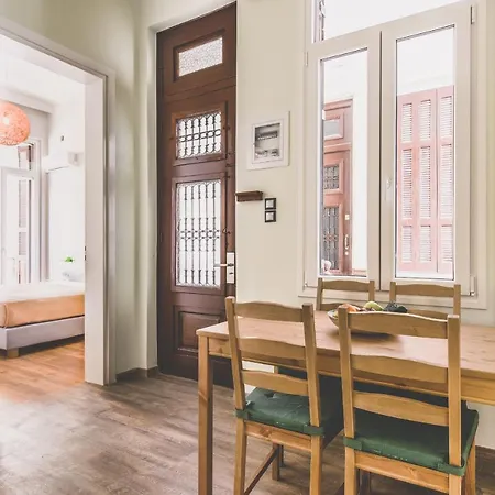 Apartment Neoclassical Near Acropolis - Livingstone Crystal Athens