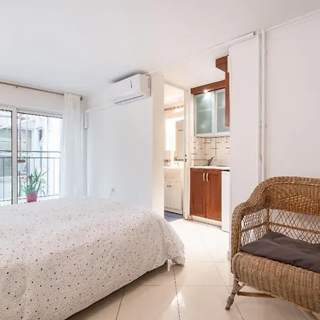 In The Center, Syntagma Apartment Athens