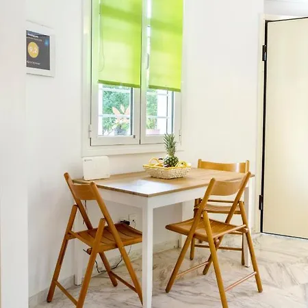 Garden House Palaio Faliro Apartment *