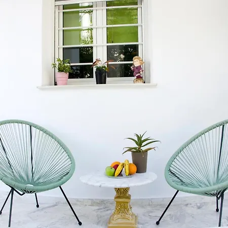 Garden House Palaio Faliro Apartment