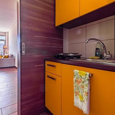 Acropolis Comfy In The Heart Of For 4 Apartment *