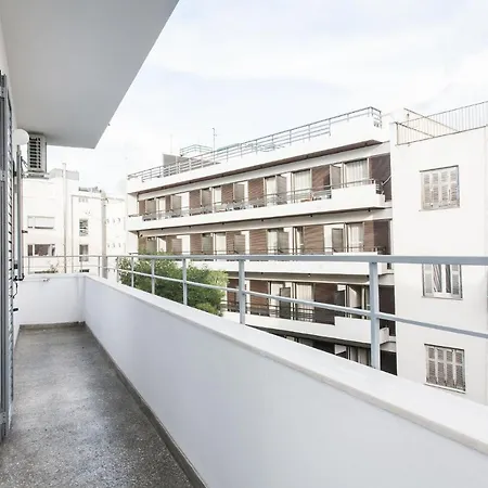 Highend 2bdr Full Apt/ Ideal Location Apartment