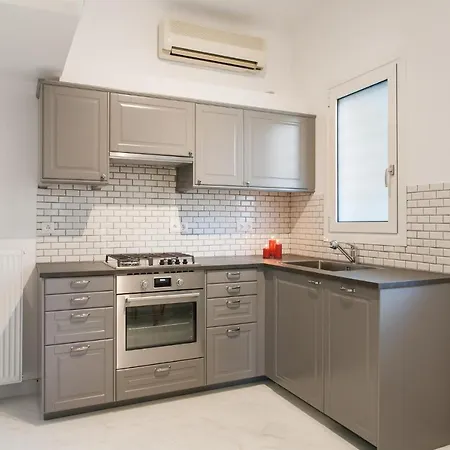 Highend 2bdr Full Apt/ Ideal Location * Athens