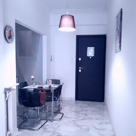 Apartment αnna's 2 .holidays In Beautiful