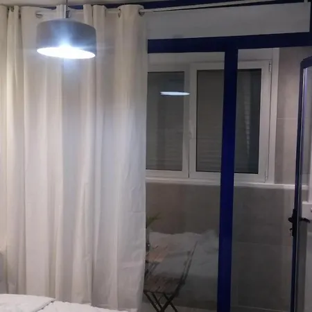Lomvardou-stylish Flat Next To Ampelokipi Metro St *