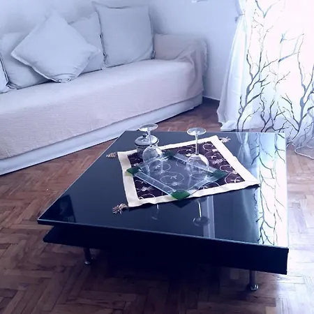 Apartment αnna's 2 .holidays In Beautiful *