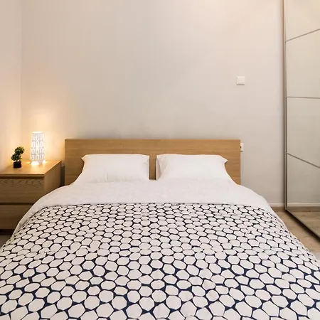 Via Domus Apartment
