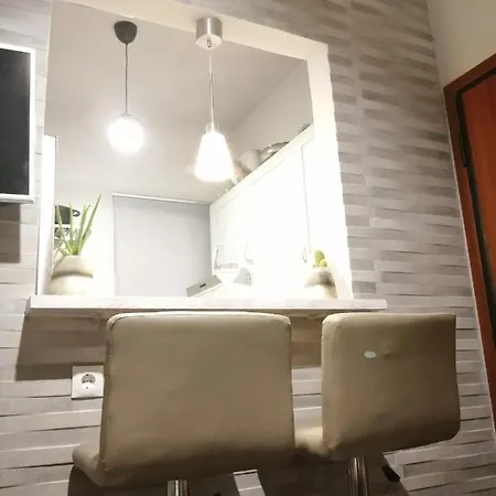 Comfortable Modern Entire House Near The Center Of Athens-blue Serenity Athens