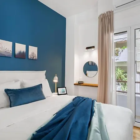 Apartment Contemporary Minimalist 2-bdrm Apt By The Homis! Athens