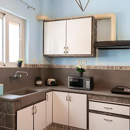 Vasilis Thissio Petralona 3d Floor 55sqm Apartment *