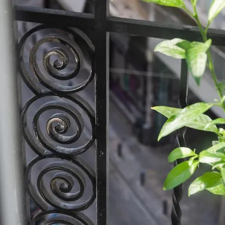 Polytimon, An Athenian Neoclassical Apartment