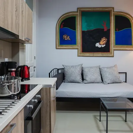 Polytimon, An Athenian Neoclassical Apartment