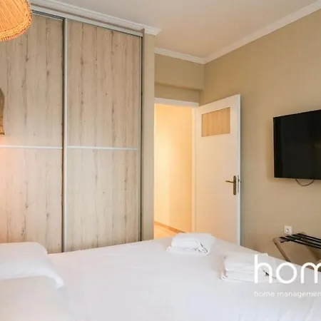 Riviera Homm Flat 4 Min Walk From Beach, Thiseos Str Apartment Athens