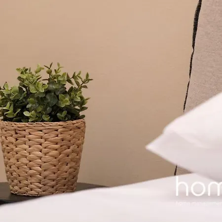 Riviera Homm Flat 4 Min Walk From Beach, Thiseos Str Apartment *
