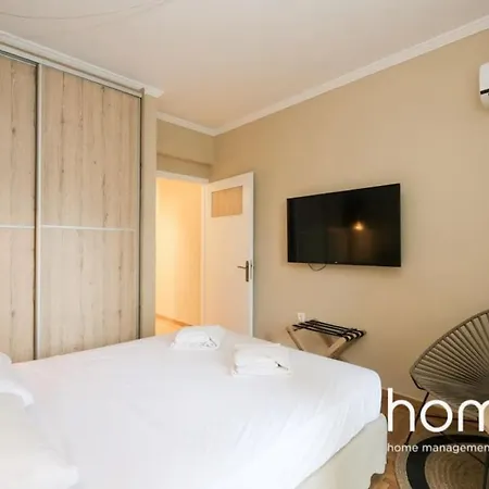 Riviera Homm Flat 4 Min Walk From Beach, Thiseos Str Apartment