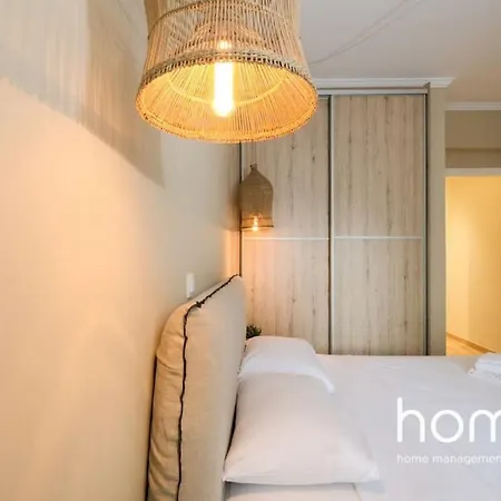 Apartment Riviera Homm Flat 4 Min Walk From Beach, Thiseos Str Athens
