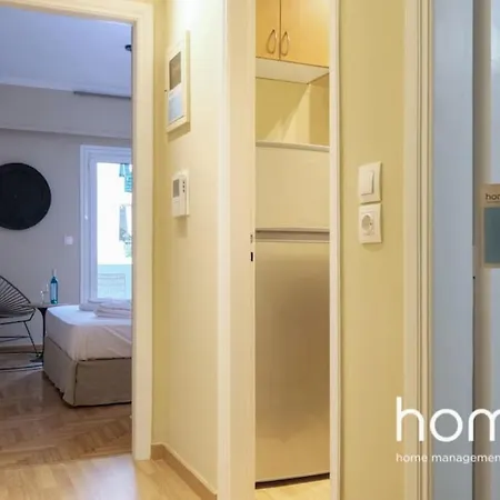 Apartment Riviera Homm Flat 4 Min Walk From Beach, Thiseos Str Athens