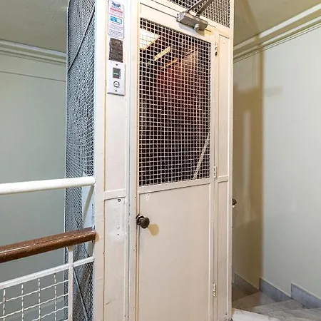 Modern 5bd In The Heart Of דירה *