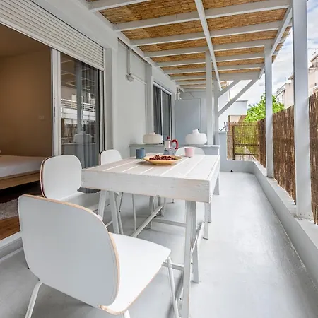 Apartment Modern 5bd In The Heart Of Athens