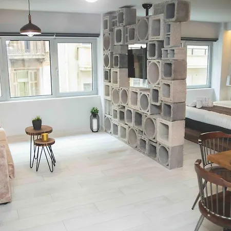 Rooster Apartment Athens