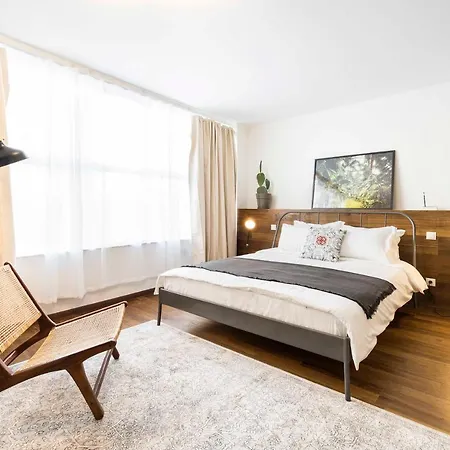Athens' Location- Unique Magnificent Apartment