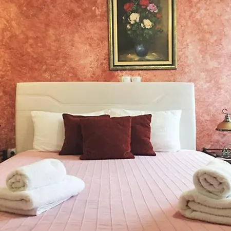 Apartment Nice 5 Min. From Syntagma Square, *