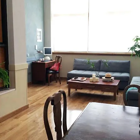 Apartment Unique - Spacious With Rooftop / Thissio *