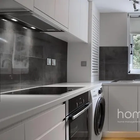 Apartment Renovated Homm In Lycabettus, Pitanis Str Athens