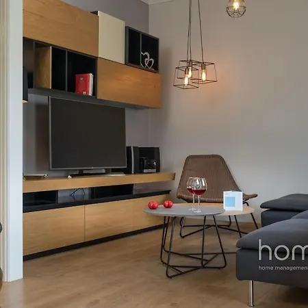 Apartment Renovated Homm In Lycabettus, Pitanis Str Athens