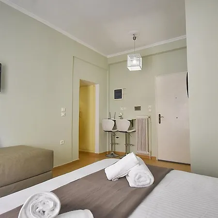 Check Point - Plaka Apartment *