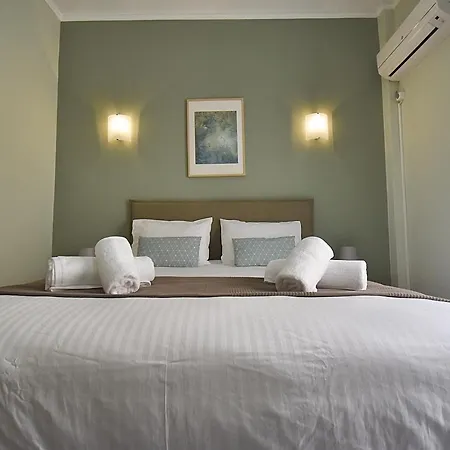 Check Point - Plaka Appartement