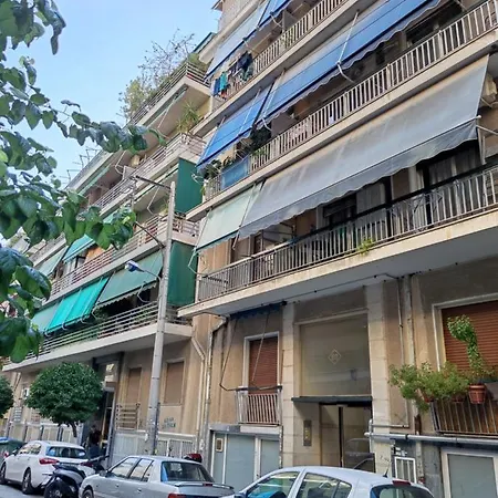 Apartment In Kallithea Next To Kiprou Square *