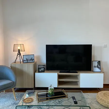Galaxy Spacious & Renovated * Athens