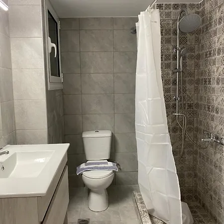Apartment Galaxy Spacious & Renovated Athens