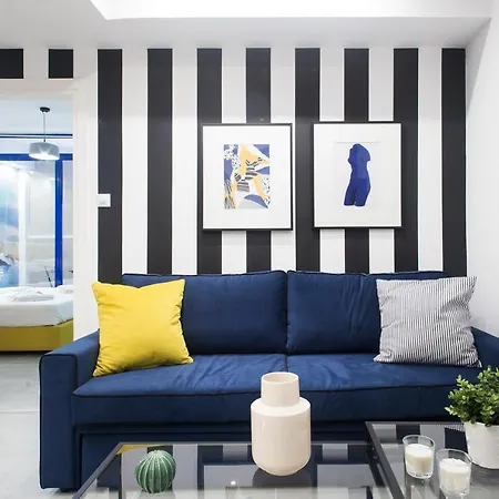 Lomvardou-stylish Flat Next To Ampelokipi Metro St Apartment *