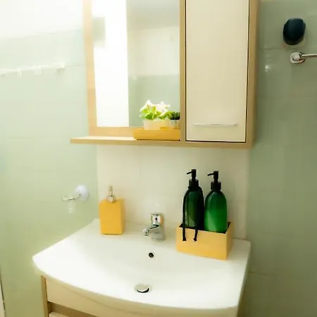 Myrtle, Center Renovated Apartment Athens
