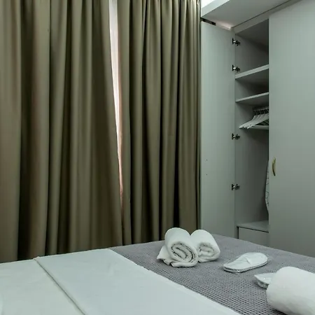Koios Apartment
