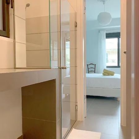 2bd New Modern - Seaside Apartment Athens